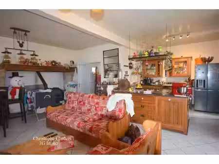vente maison 4 pièces 101 m² à savennes (63750)  185 000 €
