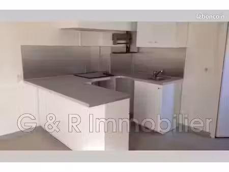 appartement 3 pièces 43 m²