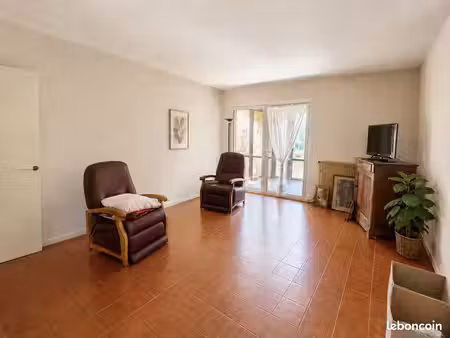 appartement 3 pièces 65m2 + véranda et terrasse privée 20m2