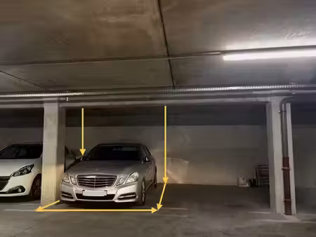place de parking en sous-sol (saint-tronc)