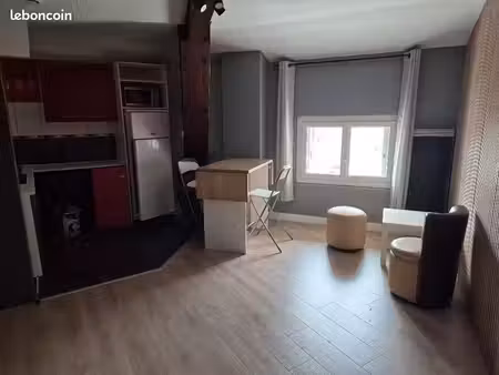 joli t2 de 32.2 m² refait à neuf cv st rémy de provence