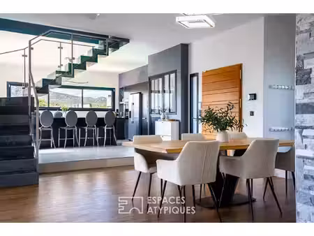 superbe villa contemporaine avec vue imprenable sur les massifs