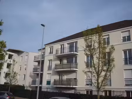 location appartement 2 pièces 43 m² à dijon (21000)  610 €