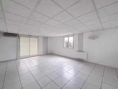 location appartement 1 pièce 55.28 m² à tournon-sur-rhône (07300)  595 €
