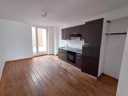 location appartement 4 pièces 103 m² à hazebrouck (59190)  730 €