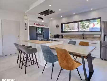 propriété 4 pièces 90 m²