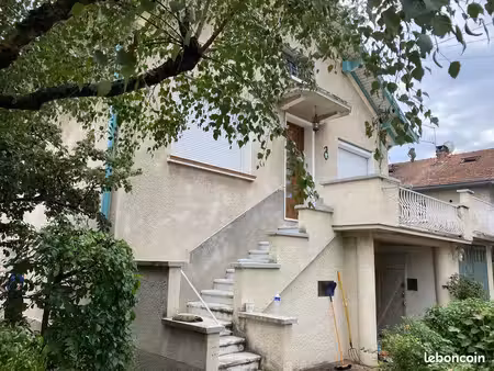 maison de 135 m2 au fond d une impasse ensoleillée