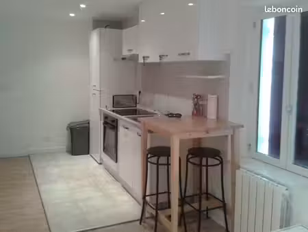 maison de ville au calme