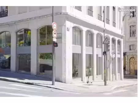 bureau à louer en coworking