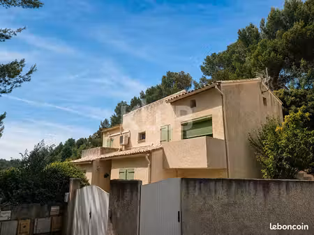 villa 4 pièces 125 m²