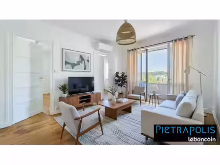 appartement 3 pièces 64 m²