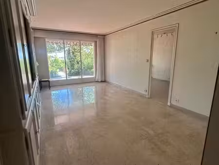 appartement 4 pièces rez-de-jardin