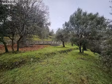 terrain 2151 m² berre-les-alpes