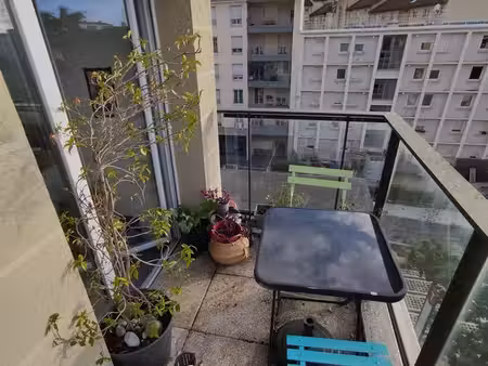 appartement t2 à vendre villeurbanne limite lyon 3