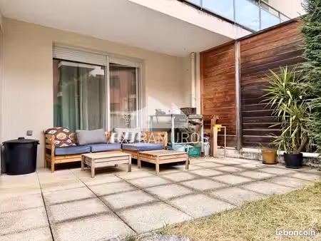 appartement 2 pièces 52 m²