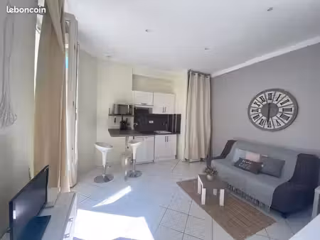 studio cannes centre ville quartier banane