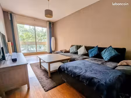 t2 avec balcon – parc blandan marius berliet