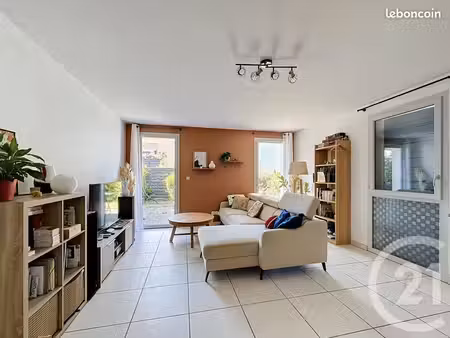 appartement 3 pièces 70 m²