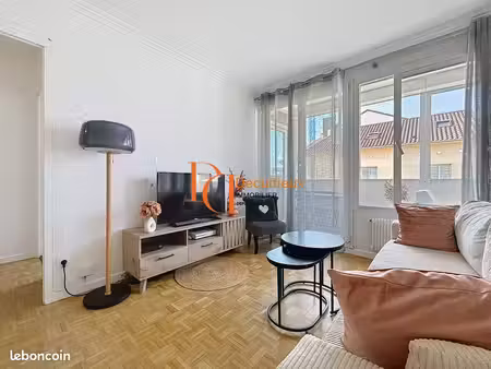 appartement 3 pièces 74 m²
