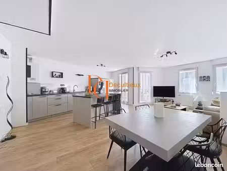 appartement 3 pièces 77 m²