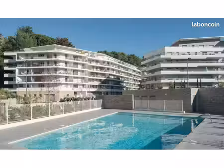 cannes appartement t4 79m² grande terrasse 30m² - résidence avec piscine - climatisé