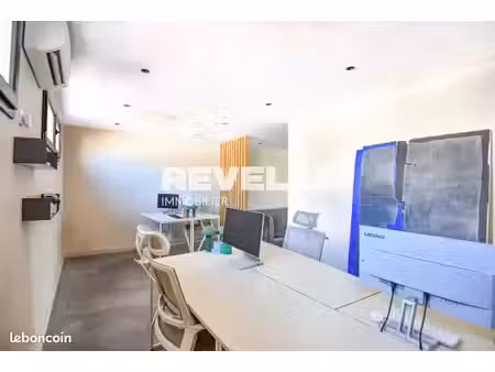 bureaux 48 m² marseille 1er