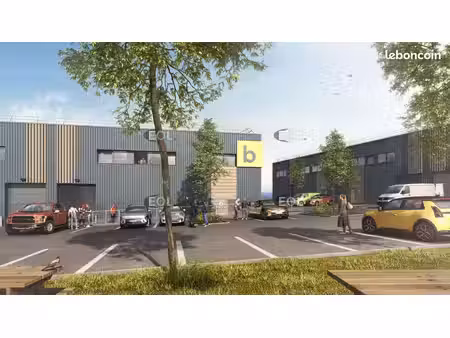 local d'activité 411 m²