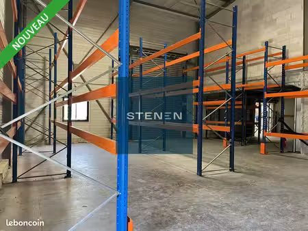 local d'activité 551 m²