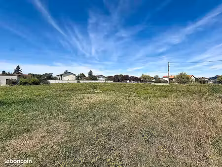 terrain 1238 m² saint jean de niost