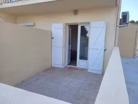 studio 1 pièce 18 m²