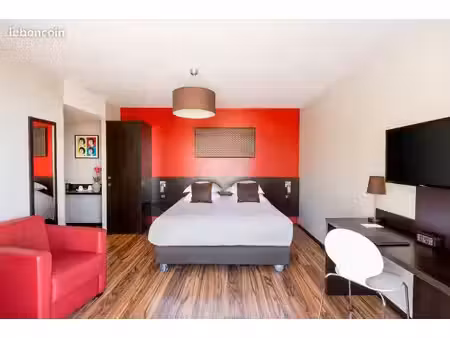 studio 1 pièce 34 m²