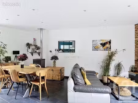 villa 4 pièces 89 m²