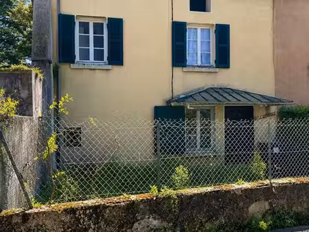 maison de 5 pièces – 140 m²