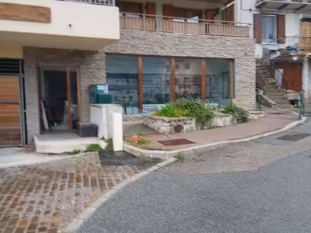 local commercial a louer
