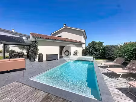 maison 4 pièces 152 m²