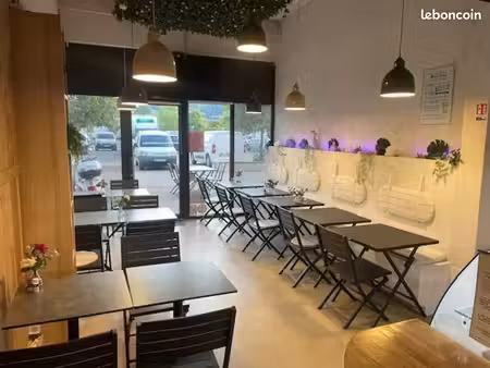 local restaurant 60 m²