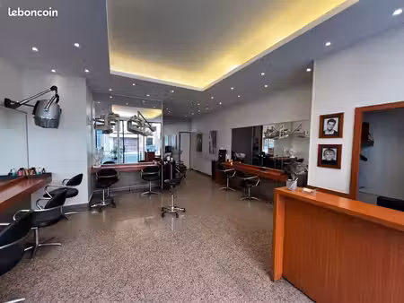 boutique 90 m² paris