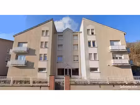 immeuble 666 m² béligneux