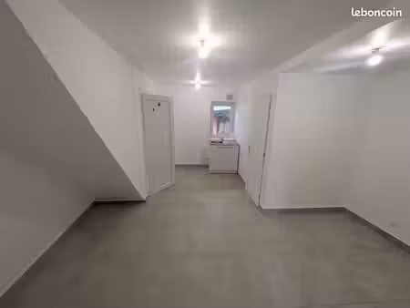 t2 32m² - a proximité du tram t10