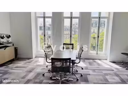 bureaux 70 m²