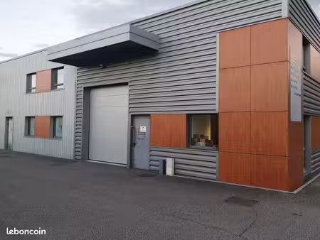 local 170 m² charly