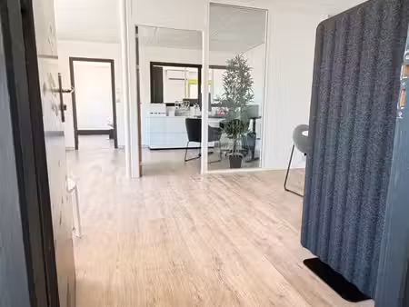 local commercial / bureau 70 m2 climatisé