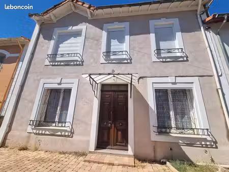 loue maison f4