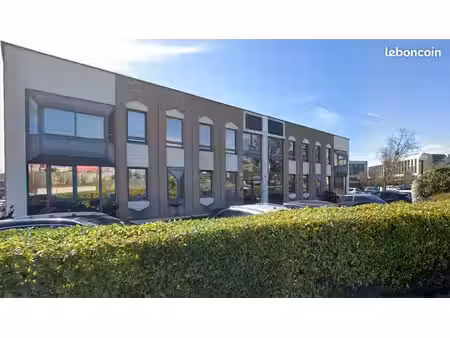 bureaux 182m  champagne au mont d'or