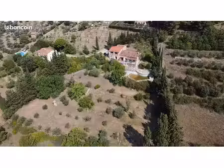 villa 9 pièces 173 m²