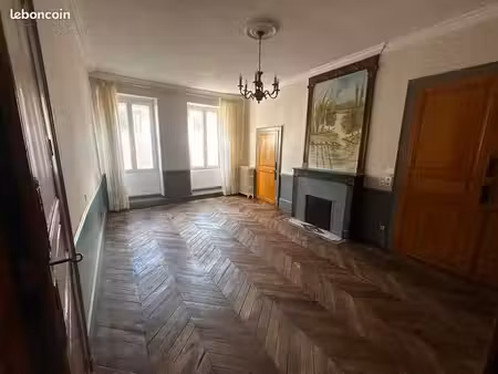 exclusivité grand appartement f4 cusset centre dans petite copropriete