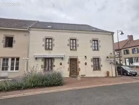 immeuble 259 m² droiturier