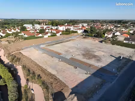 terrains viabilisés constructible à avermes (03)