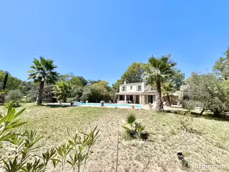 maison 6 pièces 154 m²
