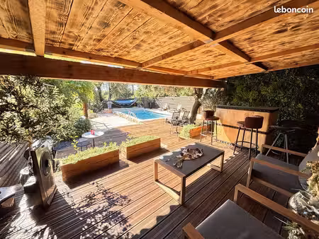maison 6 pièces 145 m²